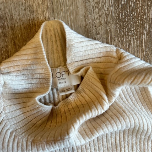 LOFT Cream Ribbed Tank Top - Picture 4 of 5